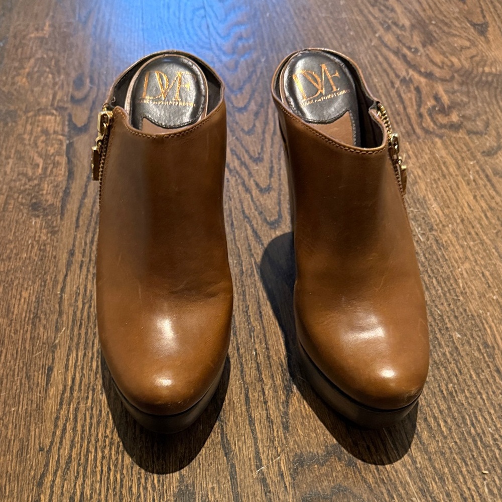 DV by Dolce Vita Chestnut Ankle Booties